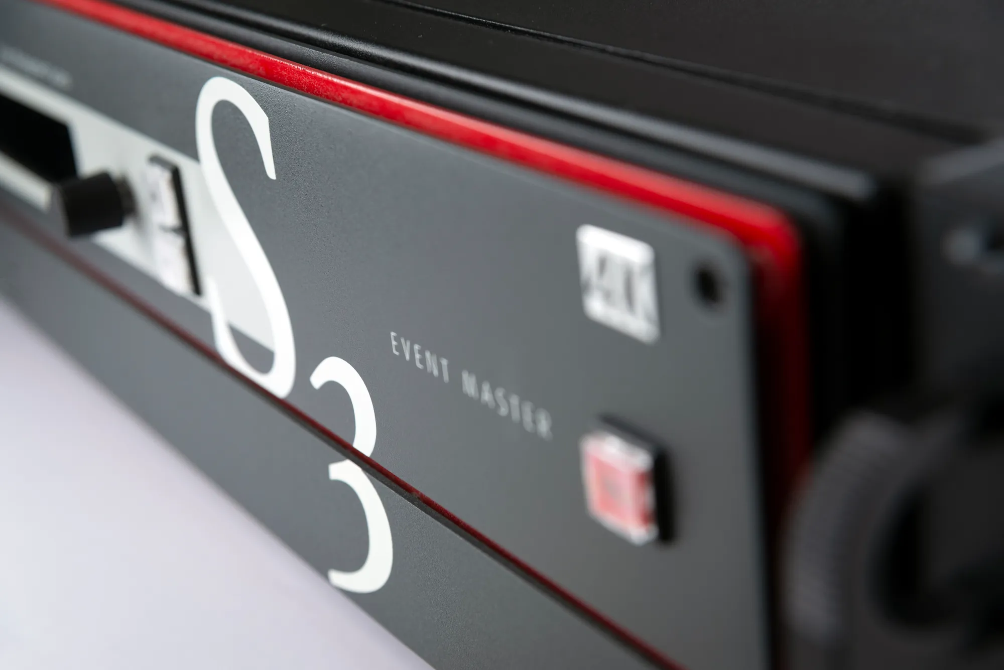 Processeur de présentation 4K60 modulaire Event Master - Image 3